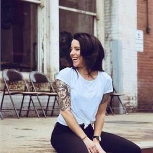 Meet your Posher, Krystal